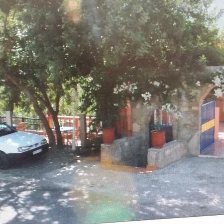 Auberge Bab Imouzer Tagherat Anekrim Buitenkant foto